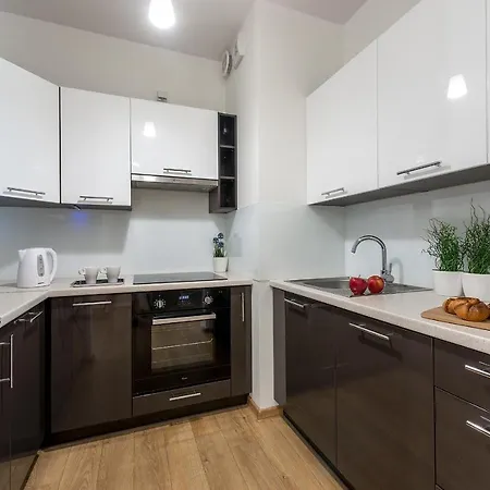 P&o Zawiszy Varşova